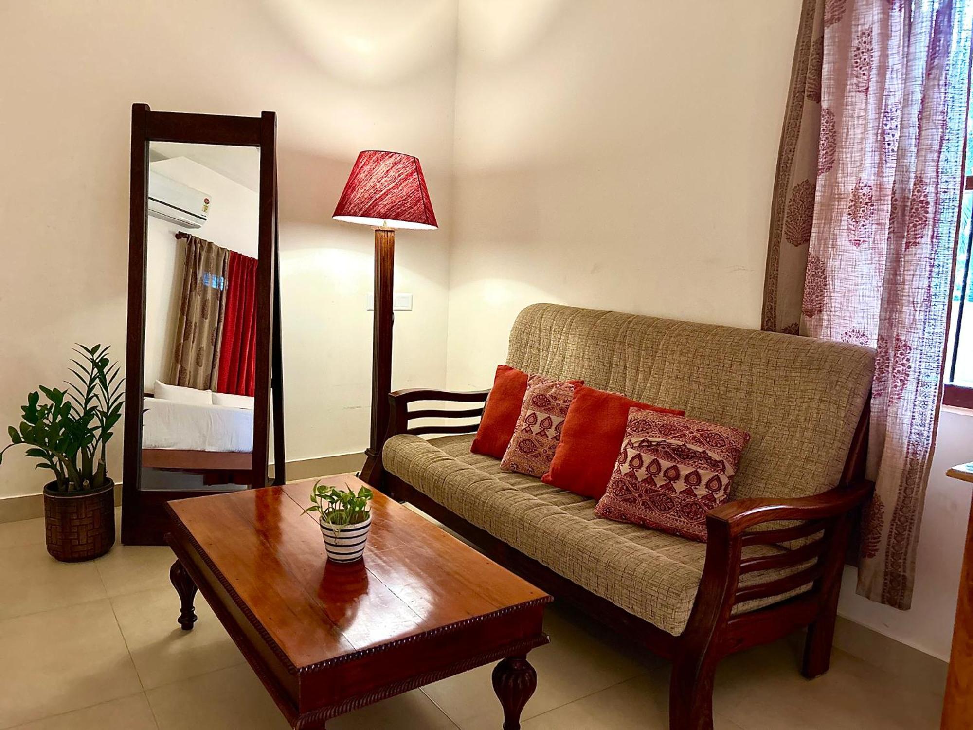Santa Maria, Trivandrum - An Airport Boutique By The Sea Bed and Breakfast Thiruvananthapuram Εξωτερικό φωτογραφία