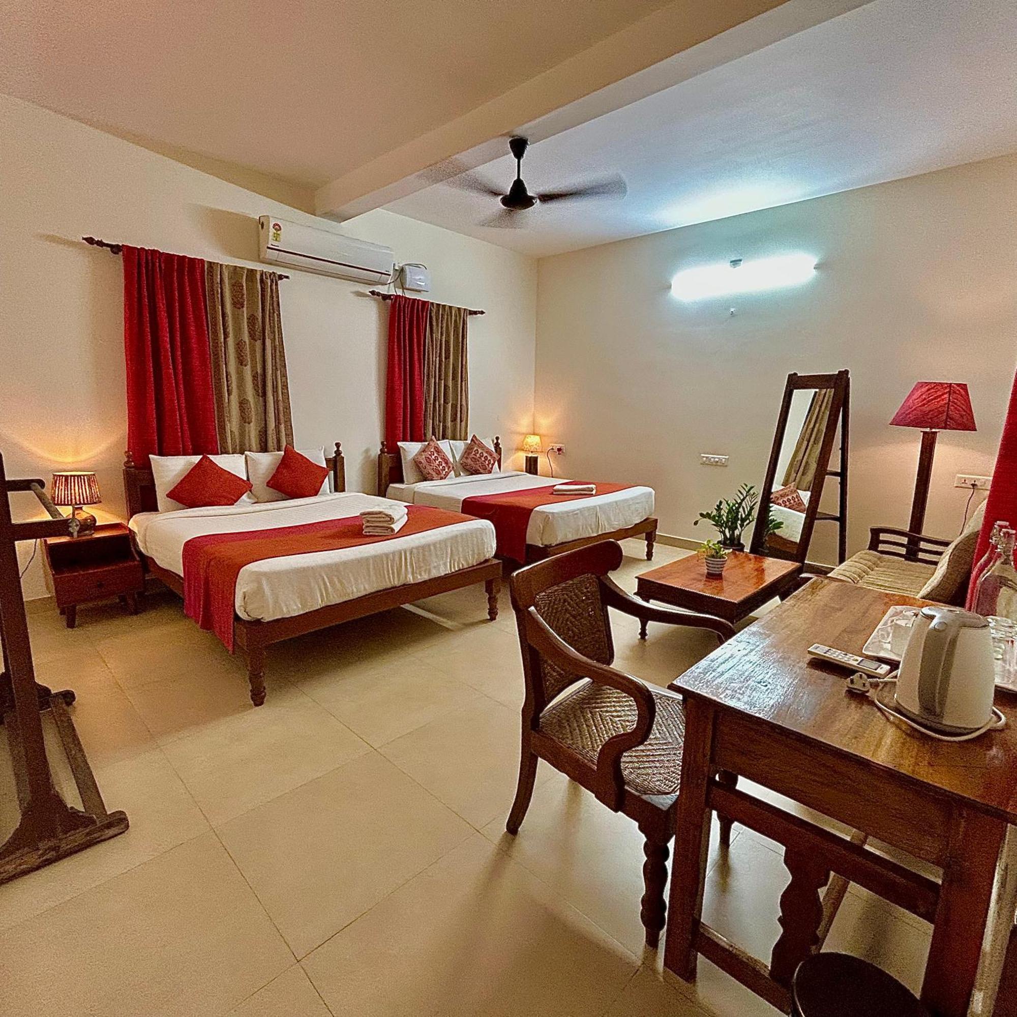 Santa Maria, Trivandrum - An Airport Boutique By The Sea Bed and Breakfast Thiruvananthapuram Εξωτερικό φωτογραφία